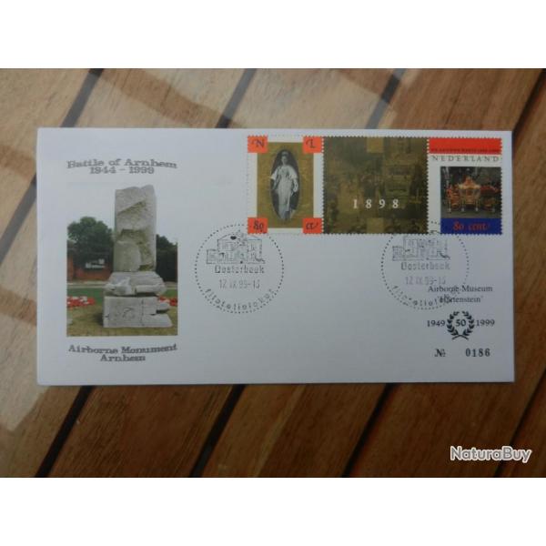 enveloppe timbres de collection souvenir philatlique 50 ans Airborne Museum Hartenstein 1999