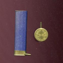 Cal. 16 à broche - une douille jamais chargées - marque : MGM - tube carton bleu 65 mm