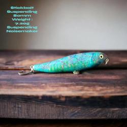 Leurre de pêche artisanal "Océan Turquoise" - Stickbait flottant fabriqué et peint à la main