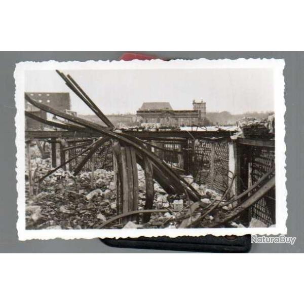 bombardement de beauvais juin 1940 , ruines , faade de la mairie et saint-tienne , photo dubois