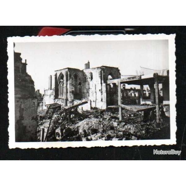 bombardement de beauvais juin 1940 , ruines , glise saint-barthlmy  , photo dubois