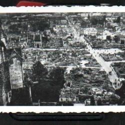 bombardement de beauvais juin 1940 , ruines , rue saint-pierre , futur siège lvf  , photo dubois