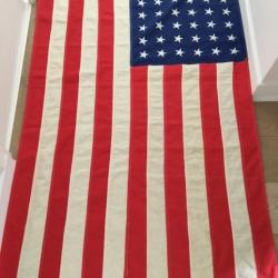 Grand drapeau Américain 48 étoiles brodées + criquet d'invasion