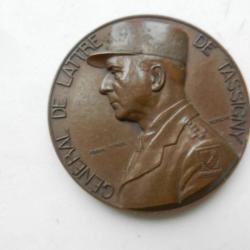 médaille de table militaire bronze Général de Lattre de Tassigny Pierre Turin 31 mars 1945
