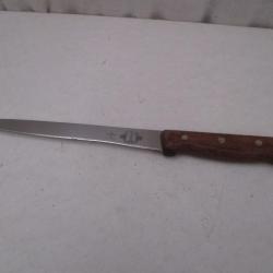 couteau de boucher - Long.32 cm   - lame20 cm traces d'affutâge - marqué  tour eiffel yper tranchant