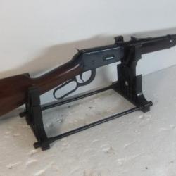 Winchester 94 standart.