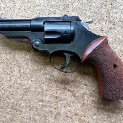 Revolver alarme MAYER et SOHNE mod G2000 - calibre 9mm blanc - 1 euros sans réserve