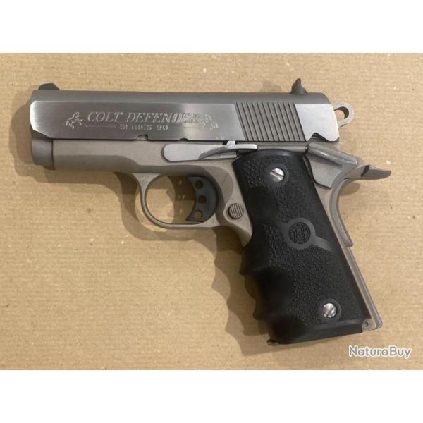 pistolet COLT Defender Inox 3" calibre 45 ACP