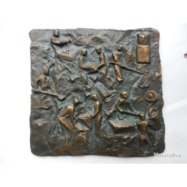 belle plaque en bronze brutaliste Rperwerk reprsentant des ouvriers en acirie