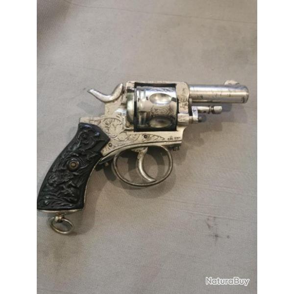 Revolver bulldog 320 luxe. Manufacture Saint tienne