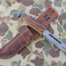 Couteau artisanal sur base de PAL RH 36 WW2.