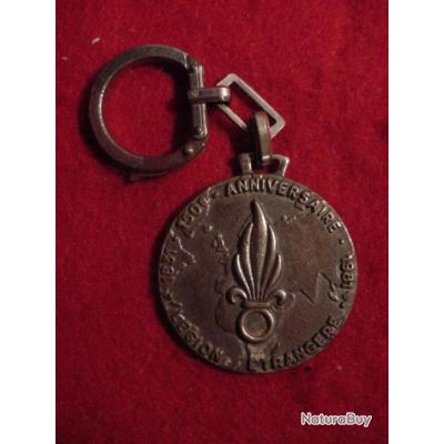 BADGMANIA Porte Clés Métal 2 faces Légion Etrangère 2e REP Le Diable marche avec Nous n5 Logo 33mm