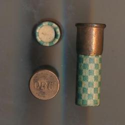 (12890) Une belle cartouche 9mm Flobert simple charge ancienne pour collection Inerte Usine marque G