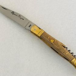 Couteau de poche Le Bougna 22 cm ouvert manche en bois de noyer incrusté avec tir bouchon.