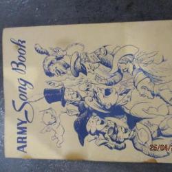 Army song book , édition 1941 !
