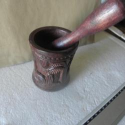 petite vintage mortier et pilon en bois africain