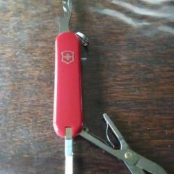 couteau suisse victorinox : canif onglier 58mm ; jetsetter .