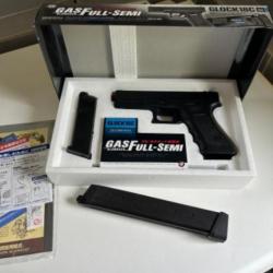 Tokyo Marui Glock 18C pistolet. Full & Semi Auto. Plus extended chargeur. Comme Neuf.