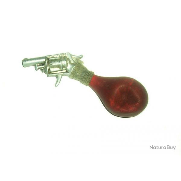 ANCIEN PETIT RVOLVER  EAU INCASSABLE EN MTAL AVEC POIRE