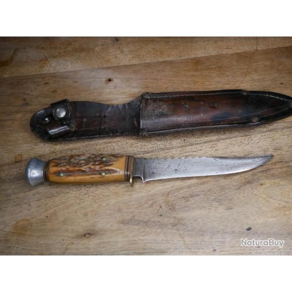 Petit poignard type scout  dents de scie fabrication allemande ancienne
