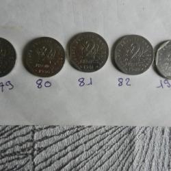 5 anciennes pièces de monnaie françaises de 2 francs 1979 à 1983