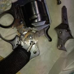Vds revolver  model 1873