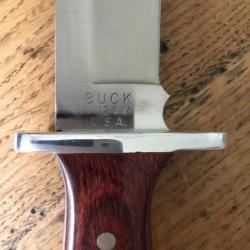 Couteau BUCK 124 acheté neuf jamais servi, à un Prix Raisonnable Produit en 2007.