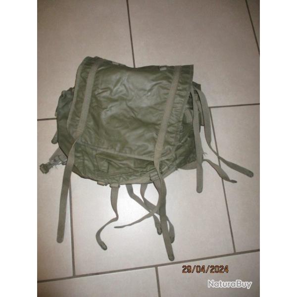 Sac  dos, musette militaire modle F2, arme franaise, quasi neuf de stock !!!