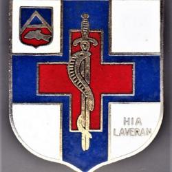 HIA Laveran. Hôpital d'Instruction des Armées Laveran. émail grand feu. 32 X 36 mm. manque 1 anneau.
