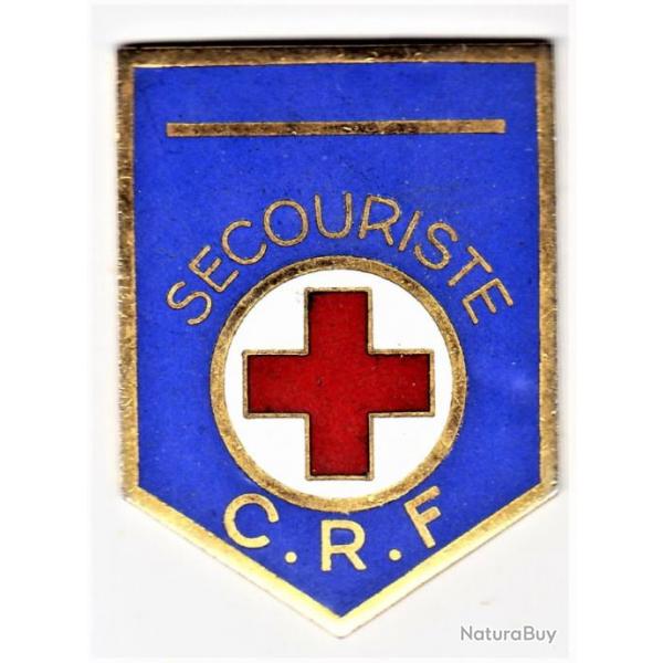 Secouriste CRF. Secouriste de la Croix Rouge Franaise. mail grand feu. cu pentagonal  fond bleu,