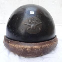 45X rare  casque 1935-1937 artillerie ou chars de combat   1914 1945
