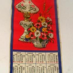 ANCIEN CALENDRIER EN TISSUS ANNÉE 1978