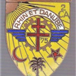 75° CQG. 75° Compagnie de Quartier Général/ 2° Corps d'Armée/ Forces Françaises Libres. émail grand