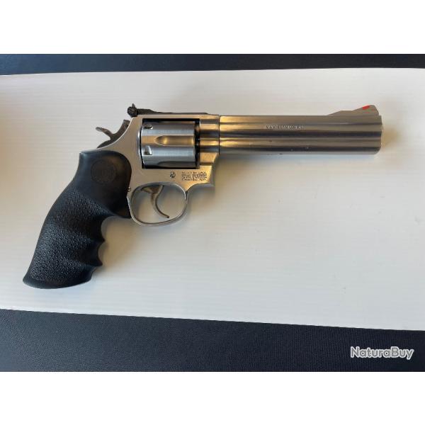 Revolver Smith & Wesson 686-4 canon 6 pouces 357 Magnum Inox Hogue Occasion