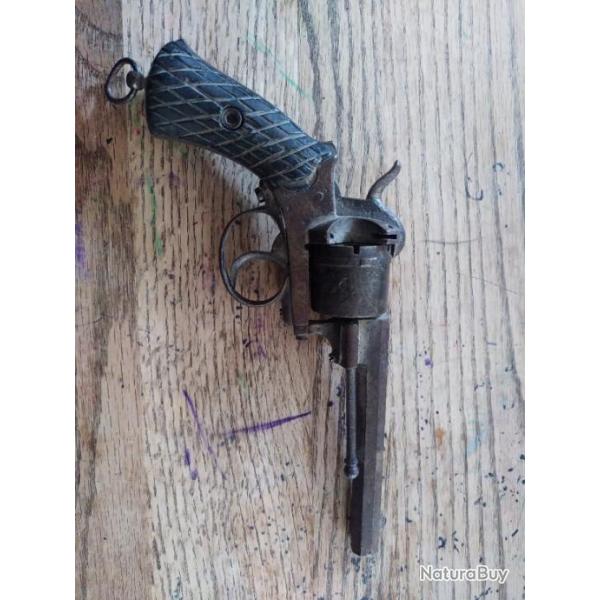 Revolver type lefaucheux 9 mm  broche