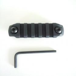 Rail M-Lock 5 slot polymère