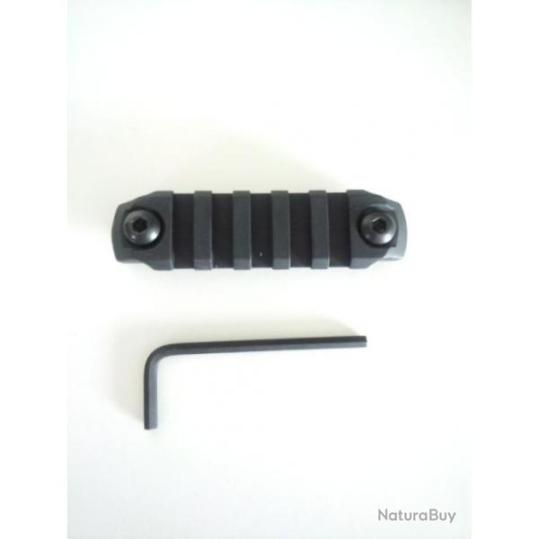 Rail M-Lock 5 slot polymre