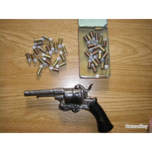 Revolver 7mm  broches, et 40 munitions d'poque