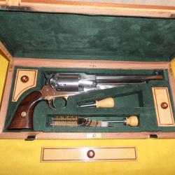N° R 43 Écrin de luxe pour revolver Remington 1858 à canon de 8 pouces.