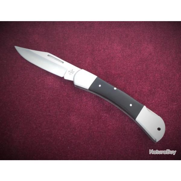 Couteau pliant manche en bois noir nervur et acier inoxydable Folding knife in wood and stainless