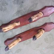 Porte Fusil De Chasse Avec Décor Chevreuil Et Pattes De Sanglier – Support Mural (occasion)