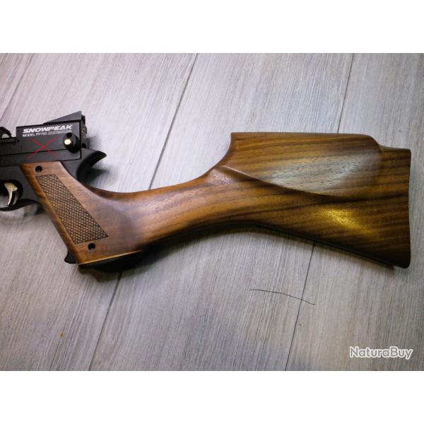 Crosse en bois naturel pour Artemis  PP 750 - droitire (le pistolet ne fait pas partie de la vente)
