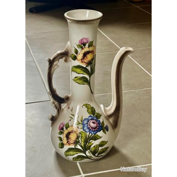 Grande Vase en cramique fait par Mede 1975 motif floral