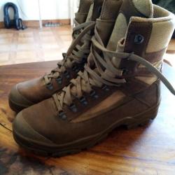 Chaussures militaires felin