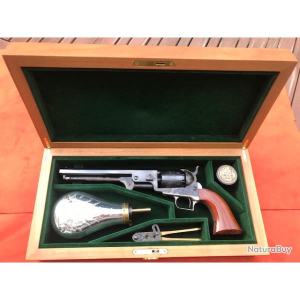 NEUF COLT 1851 Navy 2nd - Seconde gnration +  accessoires Colt's Patent + Coffret Merisier