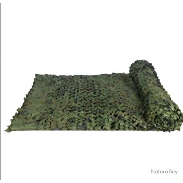 Filet de camouflage vert 1,5 X 5 mtres. 1 euro sans prix de rserve