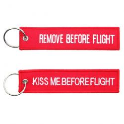 Porte-clés "Remove / Kiss me before flight"