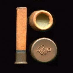 7 mm Flobert à plomb - TRES RARE et TRES ANCIENNE - beau marquage en relief : corne d'abondance