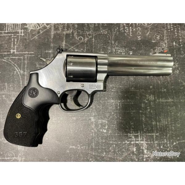 Smith Wesson Model 686 Plus 3-5-7 Magnum Series 5 pouces