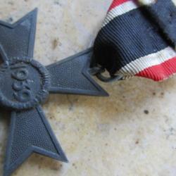 médaille Croix du mérite guerre sans épées II°Classe KVK Allemagne ww2 Allemand finseconde guerre
